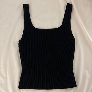 Aritzia babaton sculpt square neck tank top